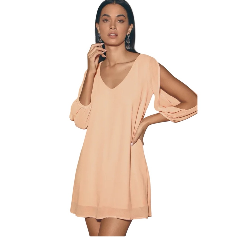 NEW! Lulu's Soft Peach V-Neck Tunic Dress